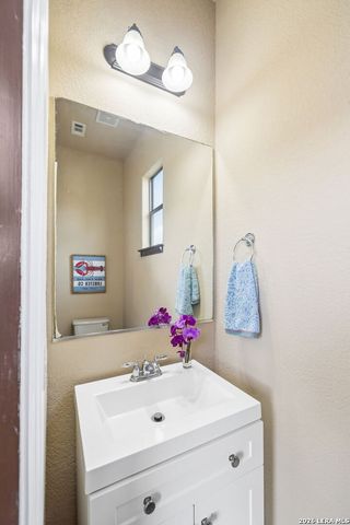 25215 Fairway Springs, San Antonio, TX 78260