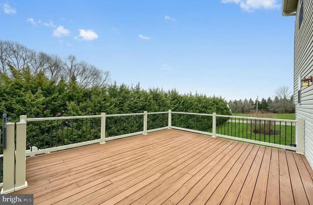 2760 PRIMROSE LN N, York, PA 17404