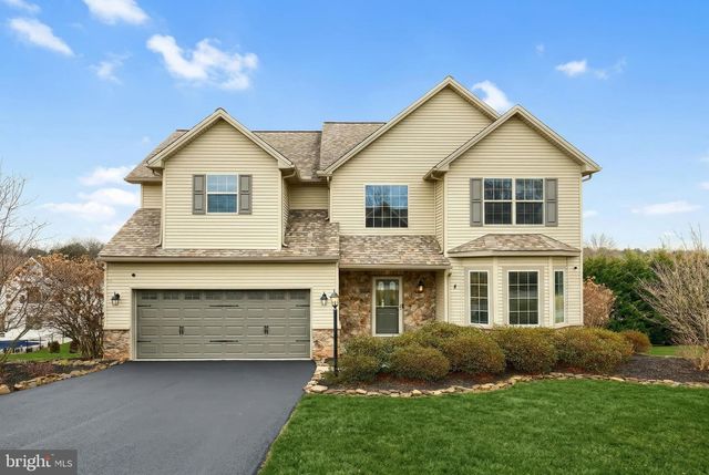 2760 PRIMROSE LN N, York, PA 17404