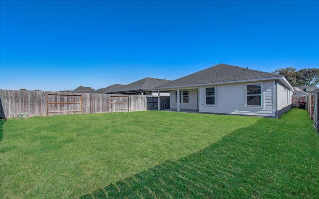 4930 Natchez Trace, Fresno, TX 77545