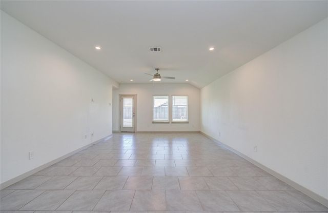 4930 Natchez Trace, Fresno, TX 77545