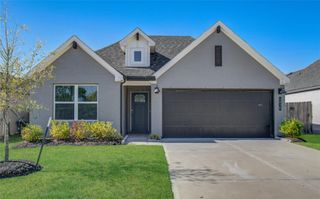 4930 Natchez Trace, Fresno, TX 77545