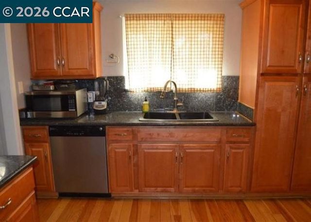 1898 Clayton Way, Concord, CA 94519