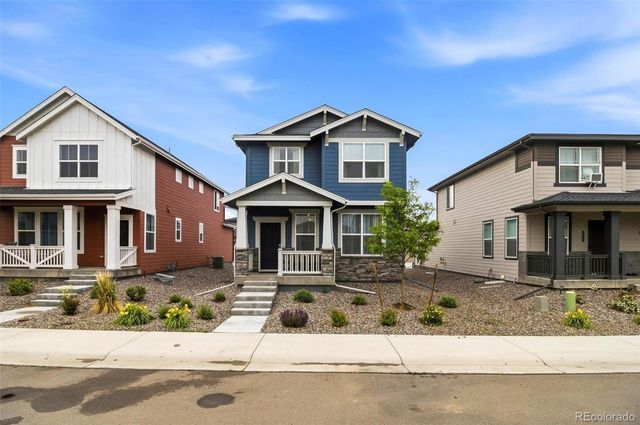 555 Aspen Avenue, Bennett, CO 80102