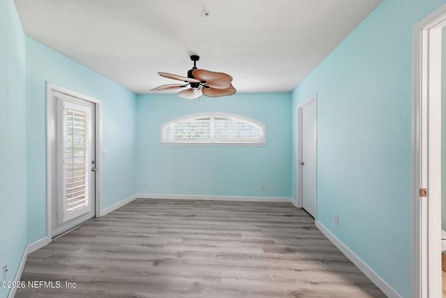 1701 THE GREENS Way 912, Jacksonville Beach, FL 32250