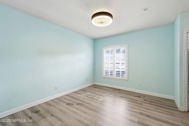 1701 THE GREENS Way 912, Jacksonville Beach, FL 32250