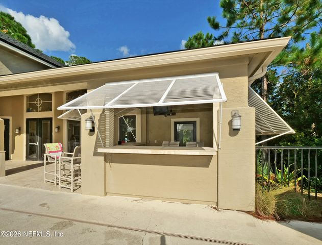 1701 THE GREENS Way 912, Jacksonville Beach, FL 32250