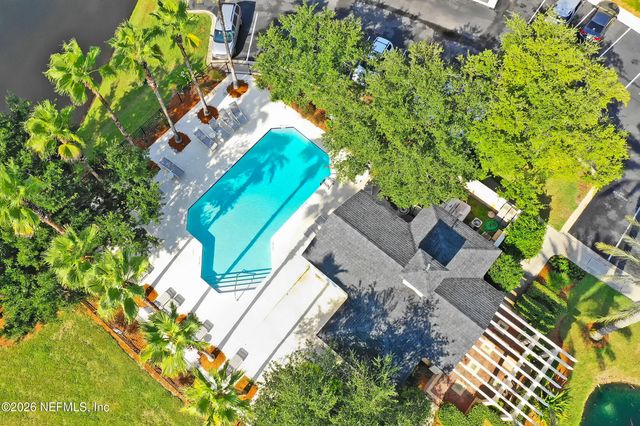 1701 THE GREENS Way 912, Jacksonville Beach, FL 32250