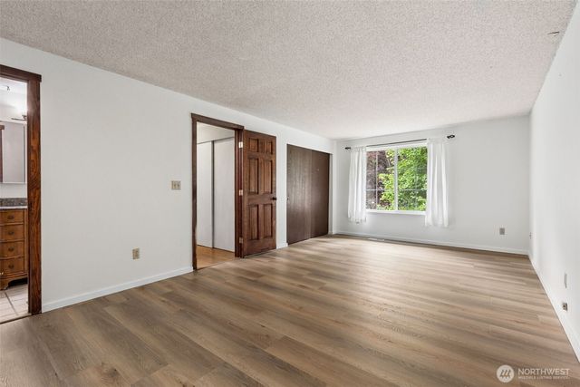 608 School SE, Lacey, WA 98503