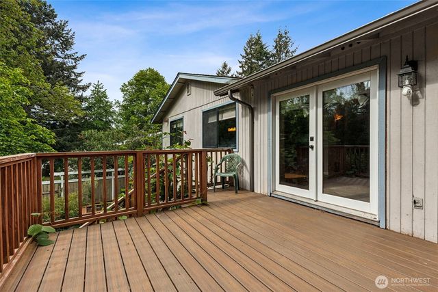 608 School SE, Lacey, WA 98503