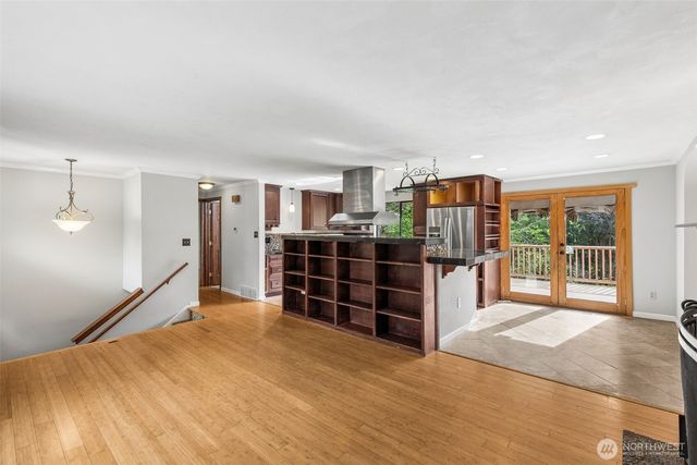 608 School SE, Lacey, WA 98503