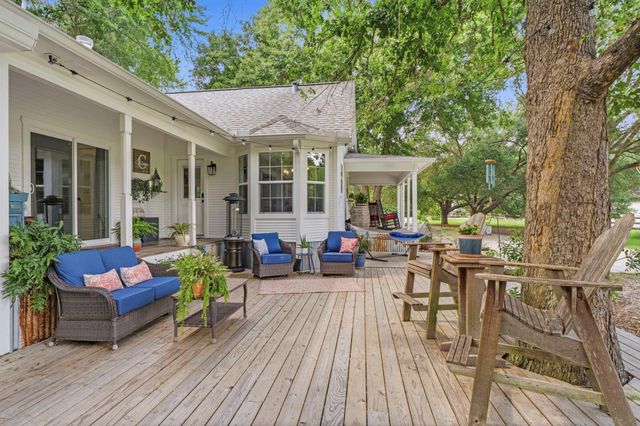 26203 Penguin Street, Magnolia, TX 77355