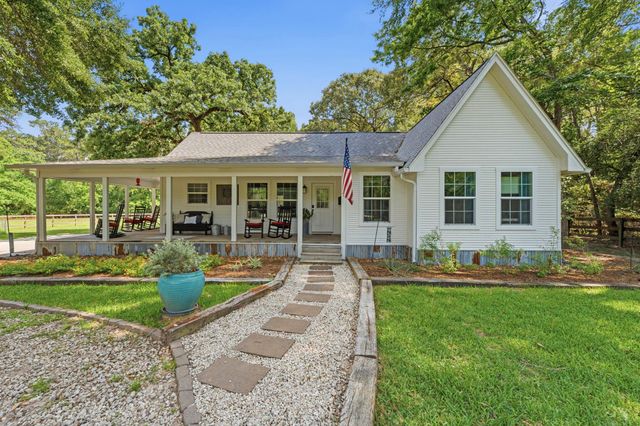 26203 Penguin Street, Magnolia, TX 77355