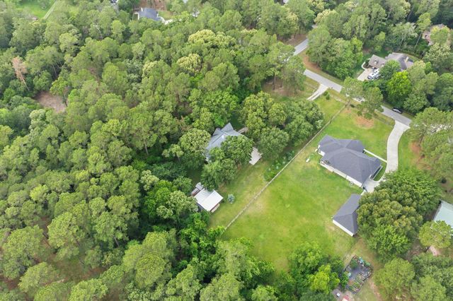 26203 Penguin Street, Magnolia, TX 77355