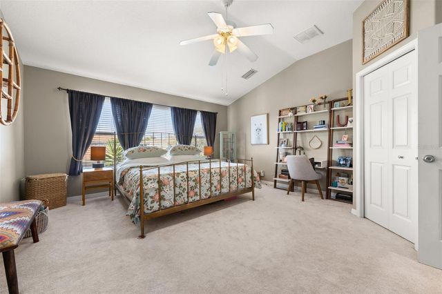 5357 60TH AVENUE N, St Petersburg, FL 33709