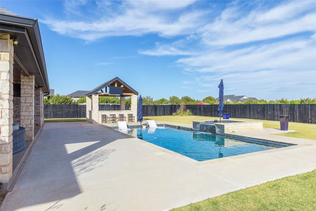 169 Pine Springs Cove, Tuscola, TX 79562