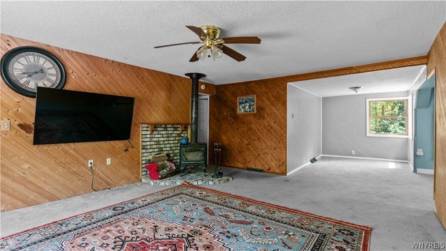 217 Three Rod Road, Alden, NY 14004