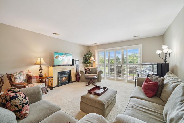 8621 Basswood Road 23, Eden Prairie, MN 55344