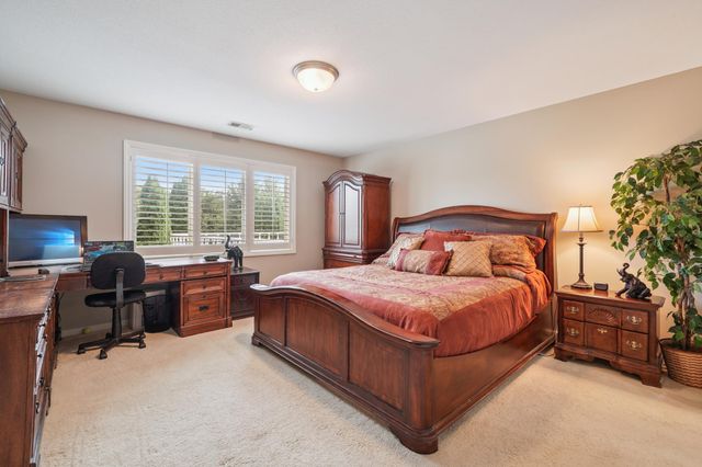 8621 Basswood Road 23, Eden Prairie, MN 55344