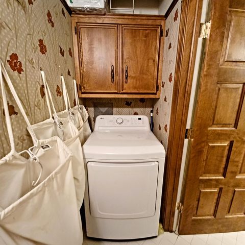 8621 Basswood Road 23, Eden Prairie, MN 55344