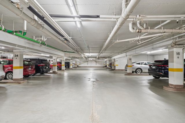 8621 Basswood Road 23, Eden Prairie, MN 55344