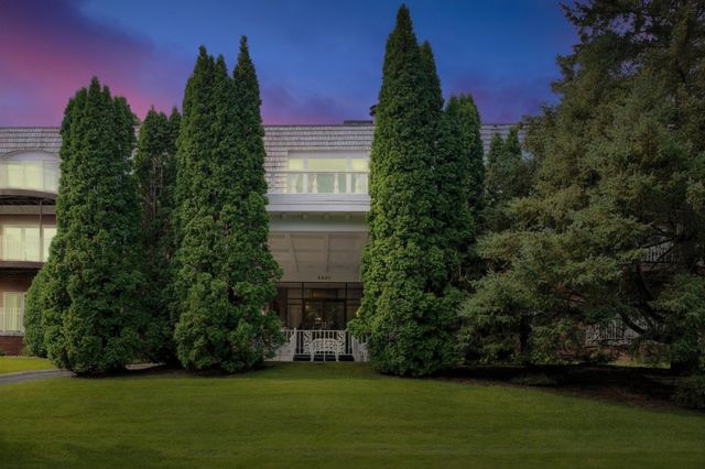 8621 Basswood Road 23, Eden Prairie, MN 55344