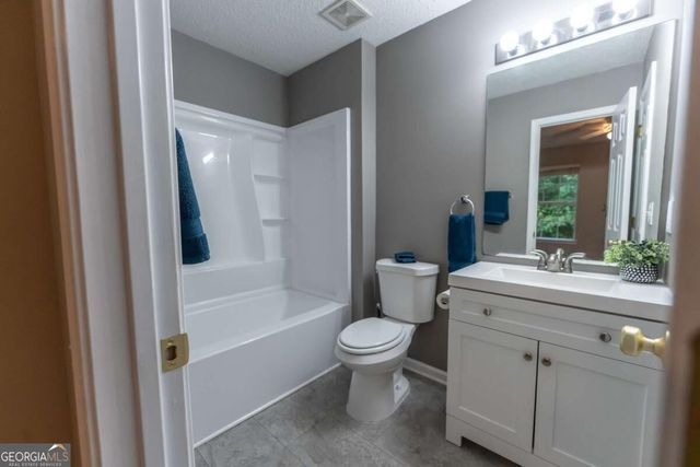 3458 Craggy Perch, Douglasville, GA 30135