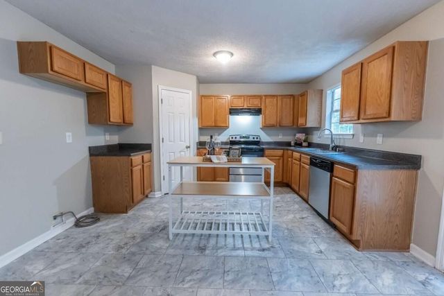 3458 Craggy Perch, Douglasville, GA 30135