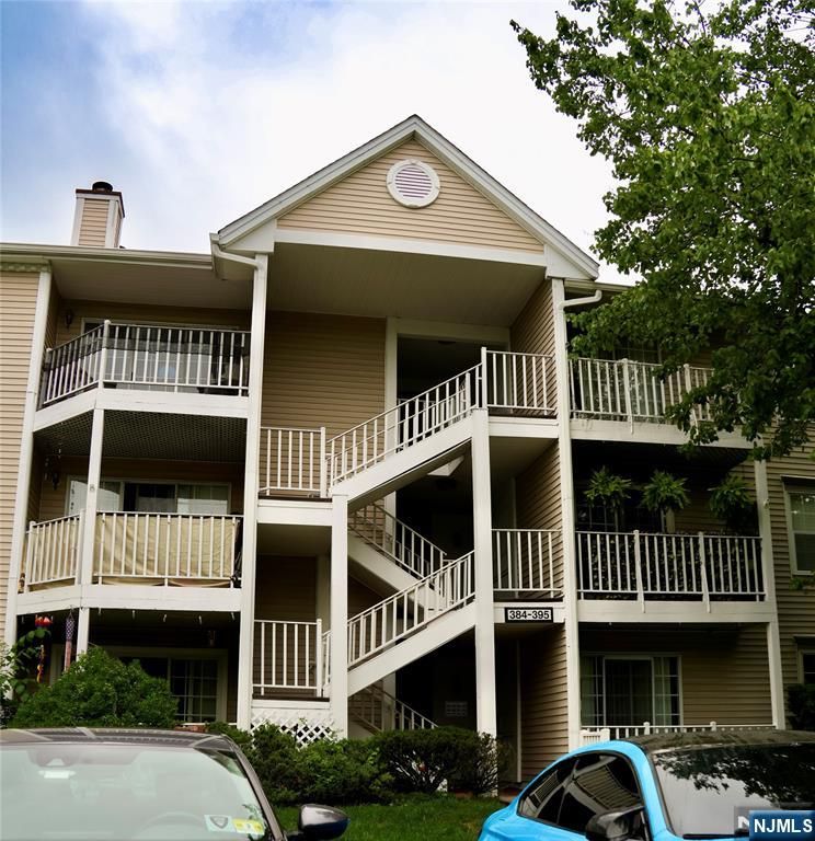 388 Poets Way, Mahwah, NJ 07430