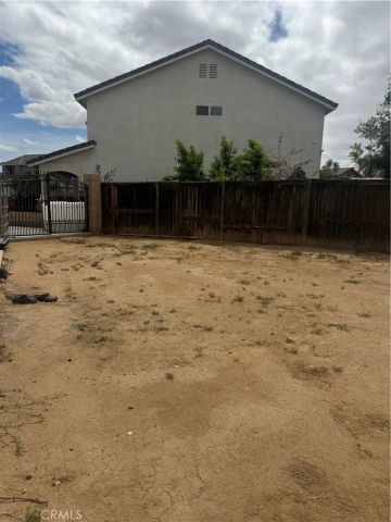 860 Arbor Ridge, Perris, CA 92571