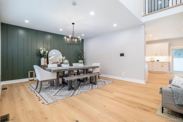 23 Faith Lane, Westbury, NY 11590