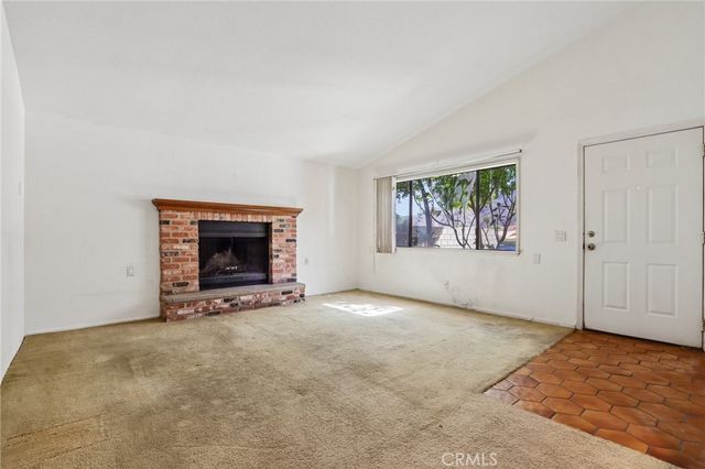 54105 Avenida Mendoza, La Quinta, CA 92253