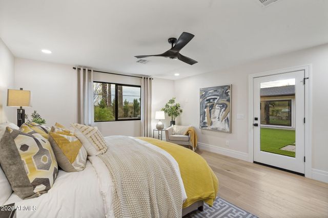 1413 E SAN MIGUEL Avenue, Phoenix, AZ 85014