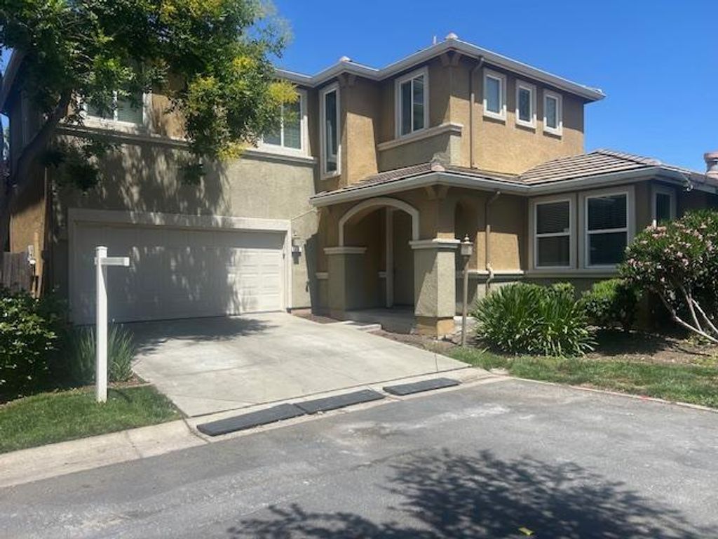 17 Amagansett Pl, Sacramento, CA 95835