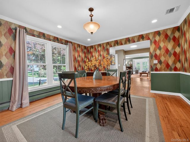 9 Woodthrush Drive, West Nyack, NY 10994