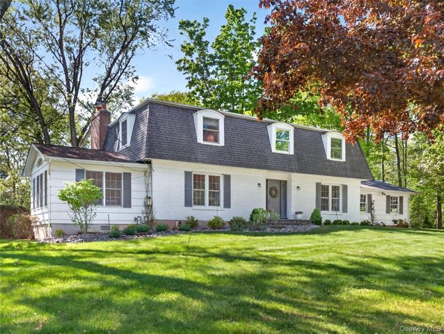 9 Woodthrush Drive, West Nyack, NY 10994