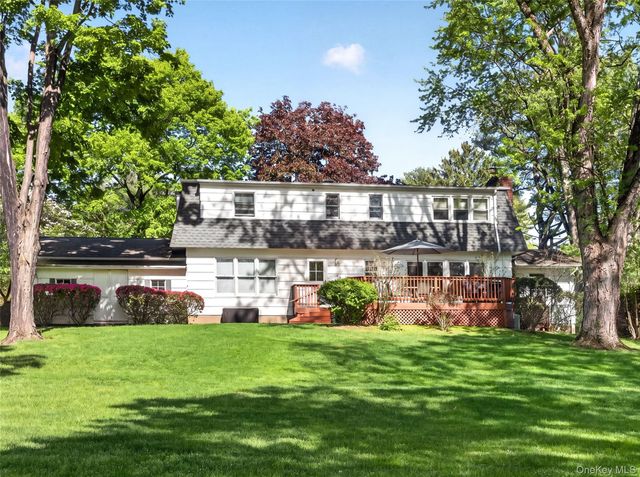 9 Woodthrush Drive, West Nyack, NY 10994