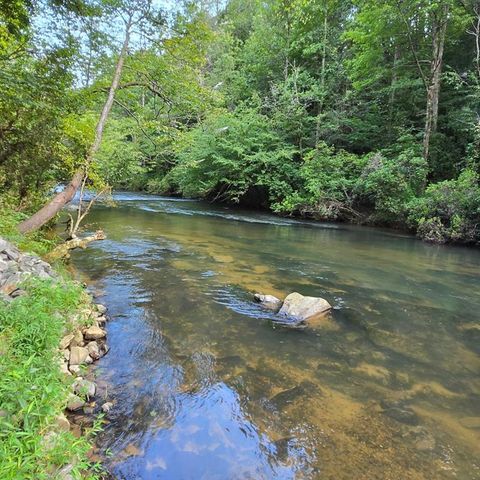 46 Private Drive, Ellijay, GA 30536