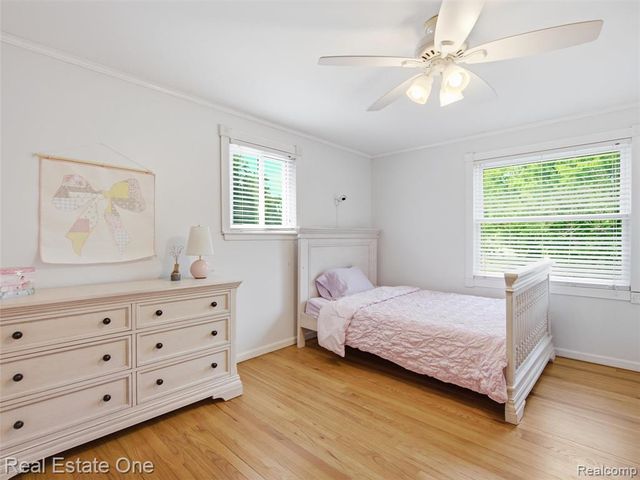 4166 Cherrywood Drive, Troy, MI 48098