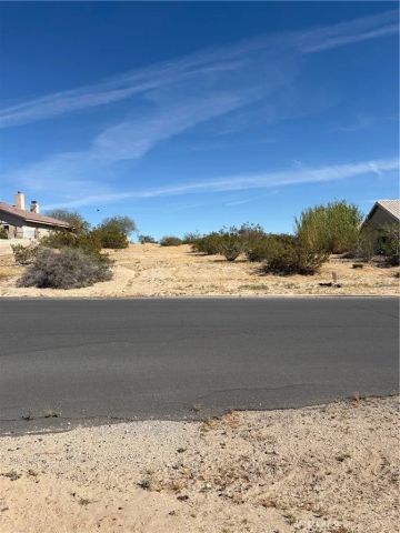 26660 Lakeview, Helendale, CA 92342