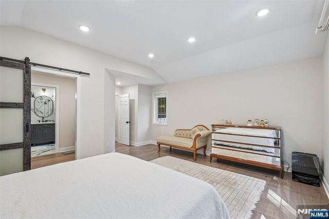 12 Parker Place, Upper Saddle River, NJ 07458