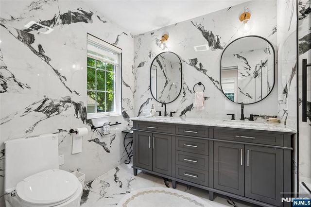 12 Parker Place, Upper Saddle River, NJ 07458
