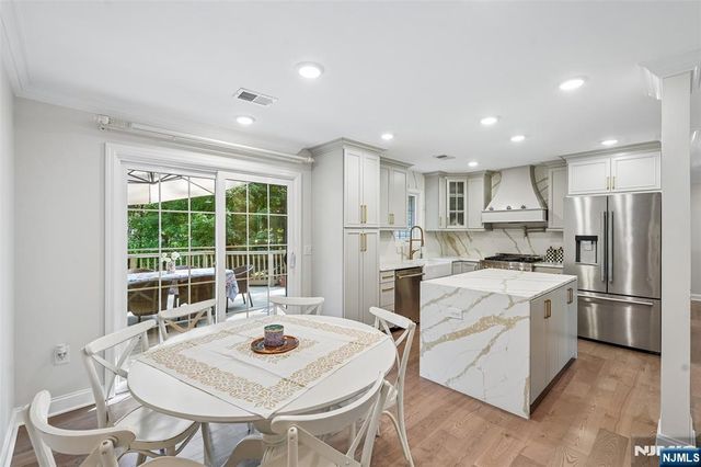 12 Parker Place, Upper Saddle River, NJ 07458