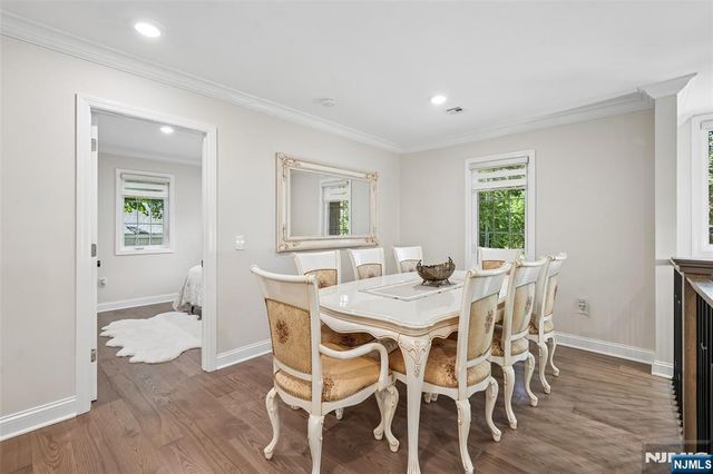 12 Parker Place, Upper Saddle River, NJ 07458