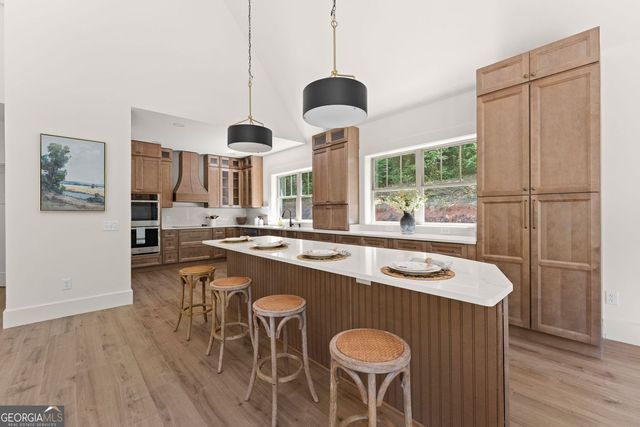 192 Browns Point, Dawsonville, GA 30534