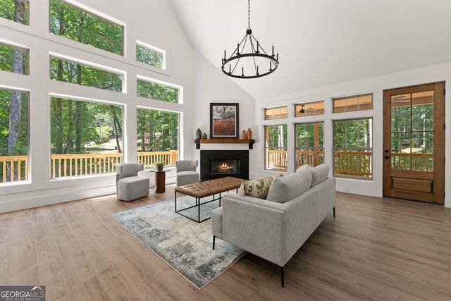 192 Browns Point, Dawsonville, GA 30534