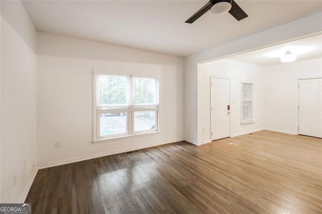 1070 4TH Street NW, Atlanta, GA 30318