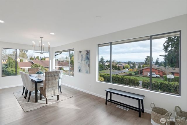 3414 166th Place SW, Lynnwood, WA 98037