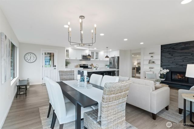 3414 166th Place SW, Lynnwood, WA 98037