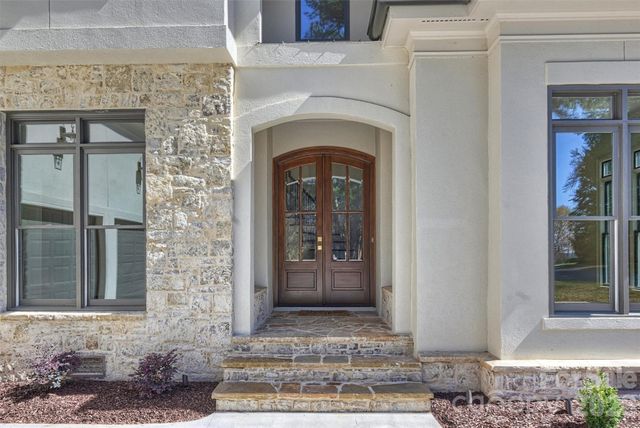 18802 Pentwater Court, Cornelius, NC 28031